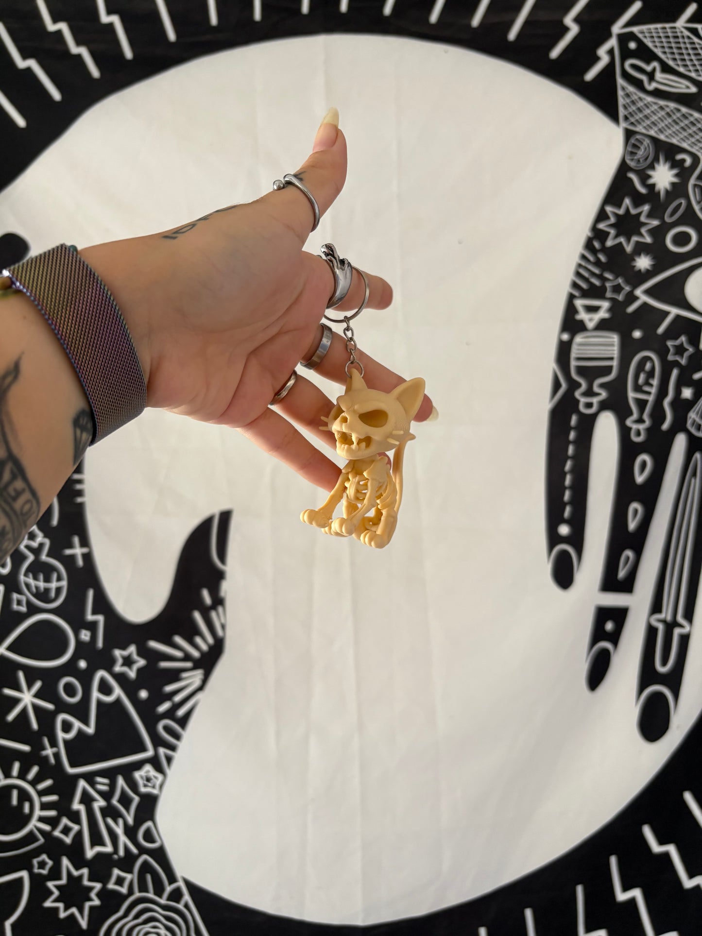 Sitting Skeleton Cat Keychain