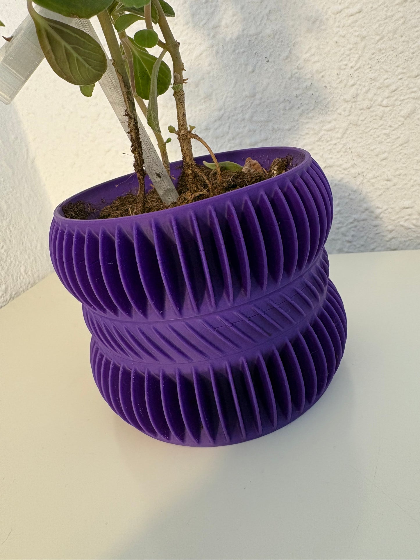 Ribbed Spiral Planter